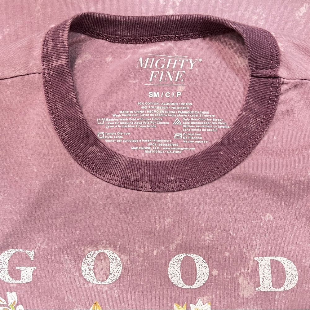 5/$25 ⭐️ Mighty Fine Good Natured Tee SMALL Purple Floral Cropped T-Shirt Bleach - Picture 4 of 5